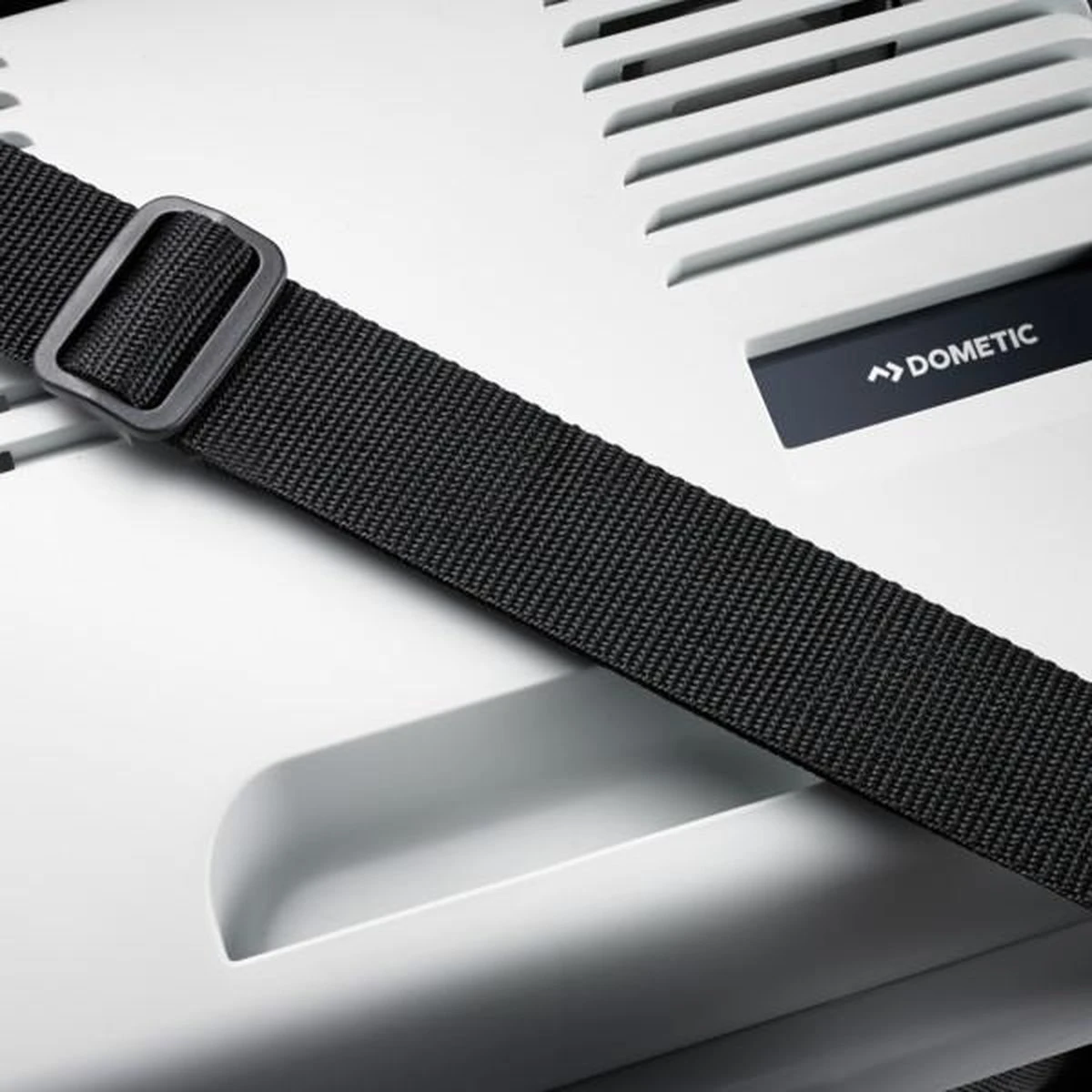 Dometic Bordbar AS 25 - Thermo-elektrische Personenauto Koelbox - 20 Liter - 12v/230v 3 Dometic Bordbar AS 25 - Thermo-elektrische Personenauto Koelbox - 20 Liter - 12v/230v - Afbeelding 3