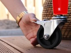 AXI Retro Cooler Rood - Koeler Met Wielen - 76L Inhoud - Koelbox Met Aftapkraan -Intex Deals Winkel 1200x900 14